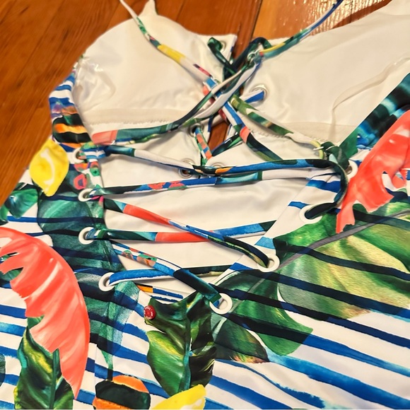 Red Carter Shore Club Juliette Maillot One Piece Swimsuit Size M (8) - Picture 10 of 12